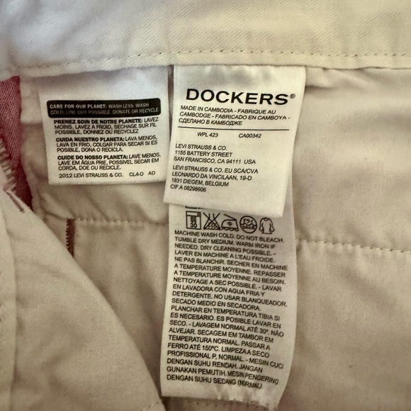 Dockers Men’s Red Flat Front Shorts Casual Style Sz. 30 - Picture 9 of 11